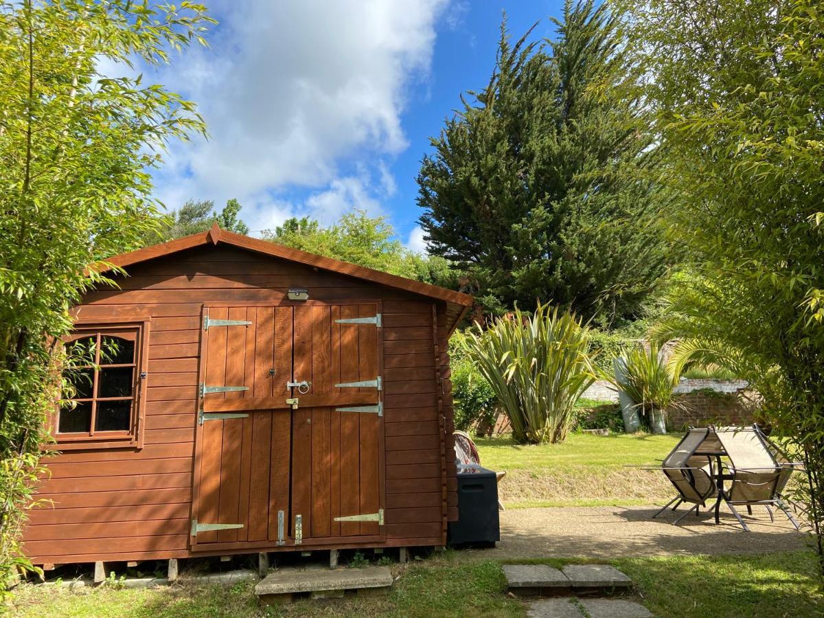 Ralph'S Barn Villa Newport  Eksteriør bilde
