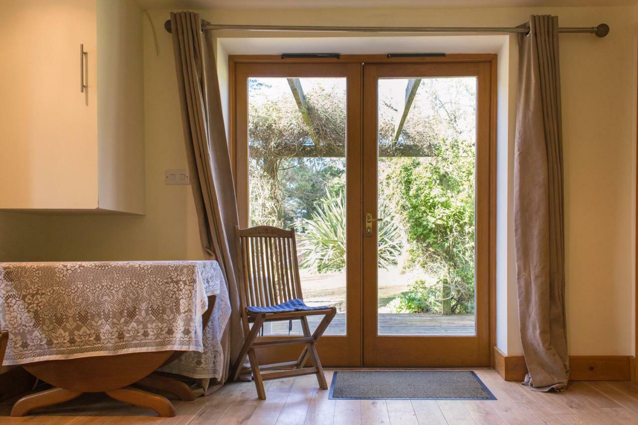 Ralph'S Barn Villa Newport  Eksteriør bilde
